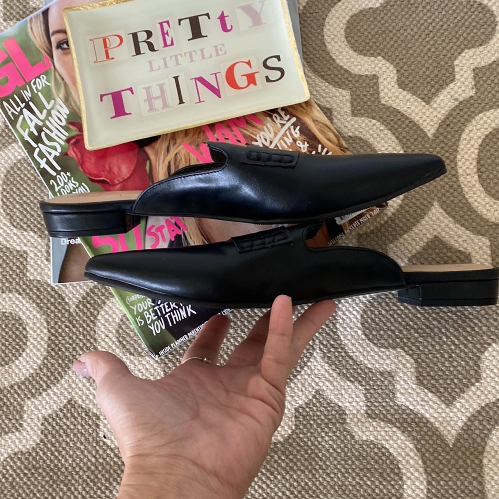 NEW “Crown & Ivy “ Tammy black pointed toe mule; size 7.5 - Picture 6 of 8